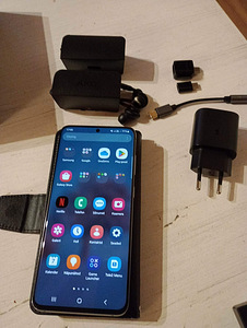 Samsung galaxy s20 (9 foto / 10)