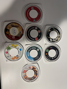 Sony psp , koos mängudega , vahetus on samuti huvitav (2 foto / 2)