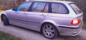 BMW 320d 110kw Facelift (2 foto / 6)