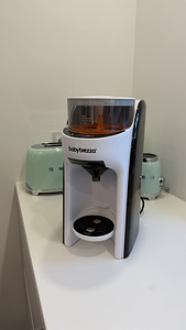 Baby Brezza piimasegu valmistaja (3 foto / 3)