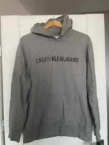 Calvin Klein Jeans (1 foto / 4)