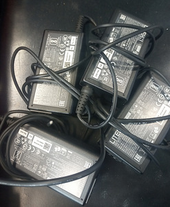 Блок питания LITEON 19 V (1 foto / 2)