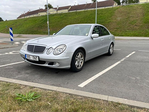 Mercedes E200 2.1 2005 (1 foto / 7)