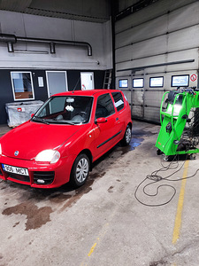 Fiat Seicento Sporting. 96000km! (11 foto / 13)