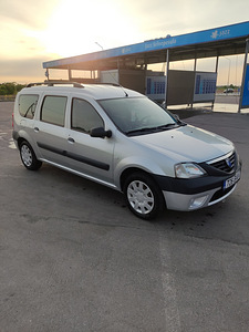 Dacia Logan. 1,6b. 7 мест! (1 фото из 15)