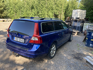 Volvo V70 Blue Ocean. 2,4D. 2008 (3 foto / 13)