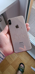 Apple iPhone XS Max (2 фото из 3)