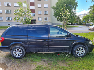 Müüa Chrysler grand voyager 2007 2.8 varuosadena (3 foto / 4)