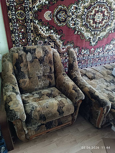 Müün 2 tugitool-voodit (1 foto / 2)