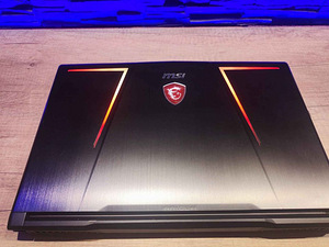 MSi GE63 Raider RGB/RTX 2080 (4 foto / 5)
