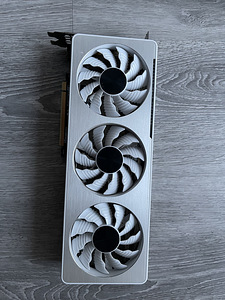 GIGABYTE Nvidia RTX 3070 (1 фото из 3)