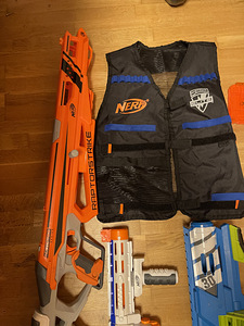 Оружие Nerf (6 фото из 10)