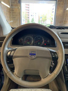 Volvo XC90 (10 foto / 13)