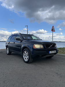 Volvo xc90 (7 foto / 15)