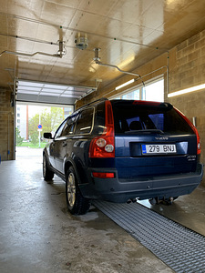 Volvo xc90 (10 foto / 15)