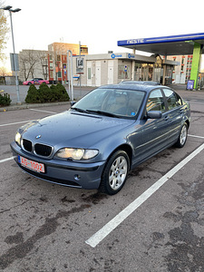 Продам BMW 318 (14 фото из 15)