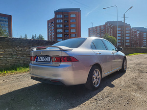Honda accord (3 foto / 15)
