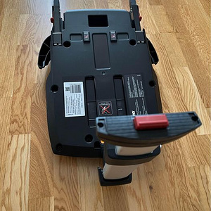 Isofix Doona (4 foto / 5)