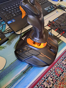 Джойстик Trustmaster T 16000M FCS черный (6 фото из 6)
