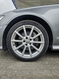 Audi A6C7 Avant 3.0 200KW (5 foto / 5)