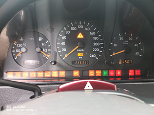 MERCEDES W163 400CDI V8 (10 foto / 11)