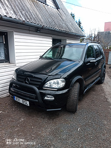 MERCEDES W163 400CDI V8 (1 foto / 11)