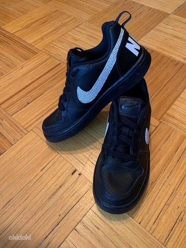 Продам классные кроссовки Nike. (фото #3)