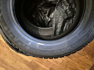 185/60R15 SW-8 с шипами 88T XL (4 фото из 4)