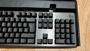 Logitech G512 CARBON (4 foto / 5)
