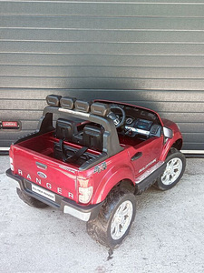 Laste Ford Ranger 4x4 Wildtrack Elektriauto (2 foto / 4)