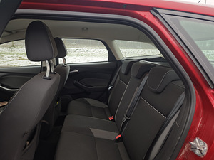 Ford focus (3 foto / 6)