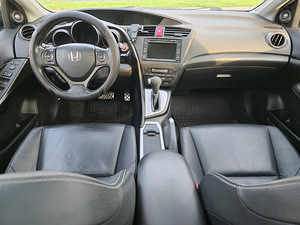 Honda Civic 1.8 104kW (6 foto / 8)
