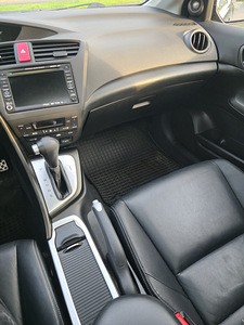 Honda Civic 1.8 104kW (7 foto / 8)