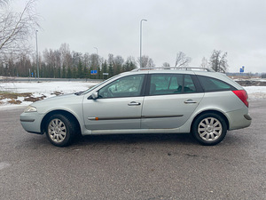Renault Laguna (3 фото из 7)
