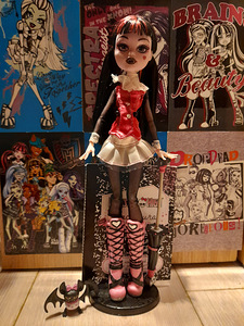 Monster High/ Монстр Хай (1 фото из 1)
