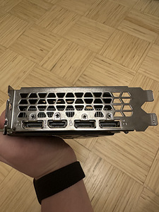Geforce GTX 1660 Ti 6GB (3 foto / 4)