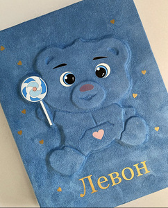 Детские именные альбомы ручной работы (8 фото из 8)