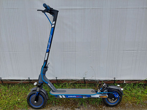 XIAOMI MI SCOOTER 3 (1 foto / 10)