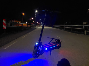 Elektritõukeratas - maxSV (10 foto / 10)