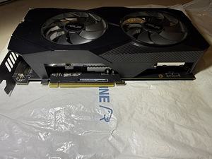 Asus GeForce RTX 2060 Dual EVO (3 фото из 6)