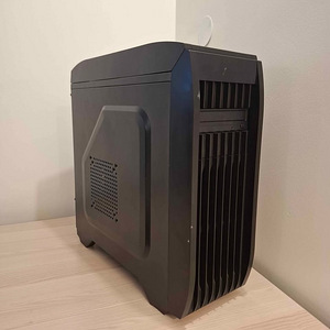Lauaarvuti GTX 1070 8GB, I7 7700, 16GB DDR4 ja 1TB ketas (2 foto / 4)