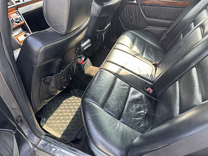Мерседес бенц 300d w124 (5 фото из 8)