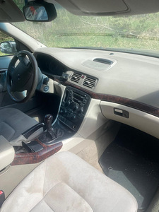 Volvo S80 , 2.4 (2 foto / 6)