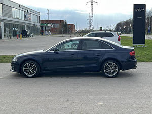 AUDI A4 (4 фото из 10)