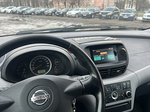 NISSAN ALMERA TINO (7 foto / 10)