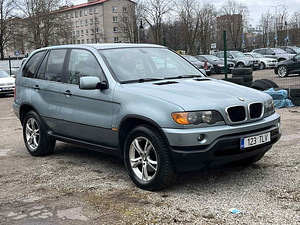 BMW X5 (2 foto / 11)