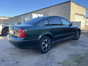 VOLKSWAGEN PASSAT (7 foto / 11)