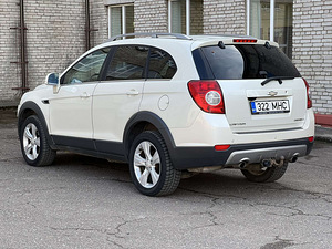 CHEVROLET CAPTIVA (6 foto / 11)