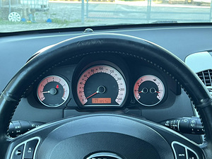 KIA CEED (9 foto / 10)