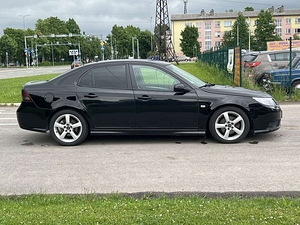 SAAB 9-3 (5 foto / 10)